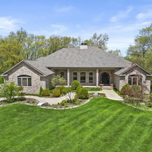 ELEGANT RANCH RETREAT WITH ENDLESS POTENTIAL