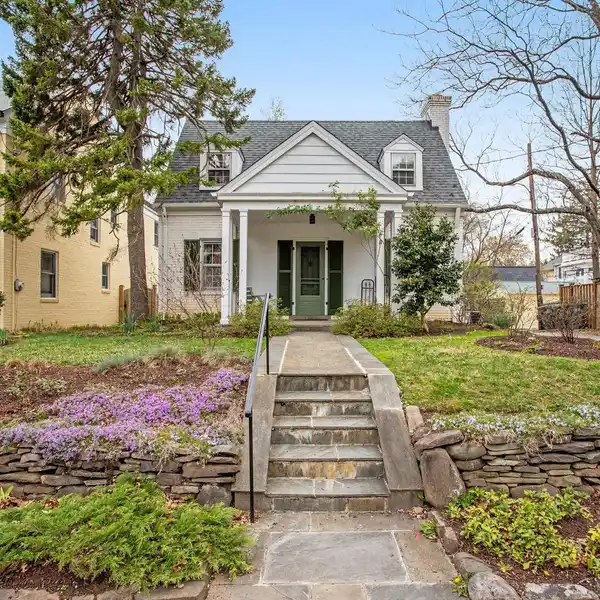 ADORABLE CAPE COD STYLE HOME