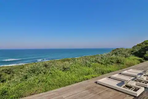 Modern Masterpiece in Zimbali Estate