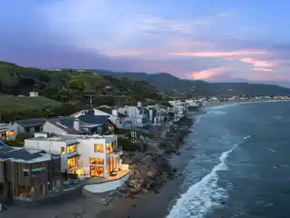 Prestigious Malibu Road Property