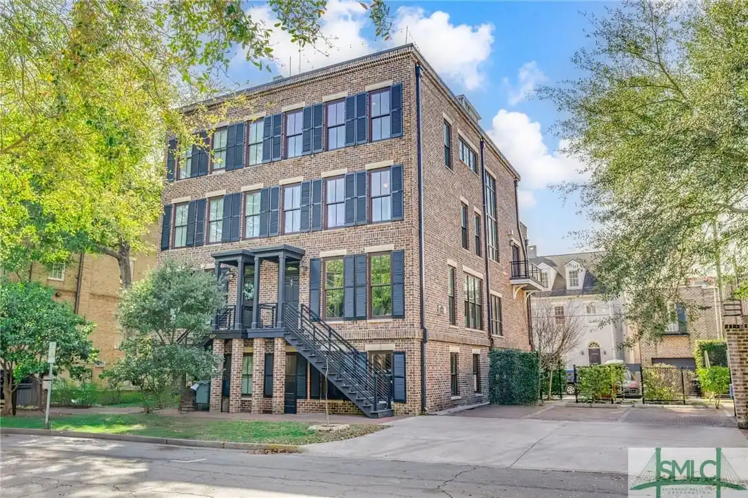 Modern Living in the Heart of the Historic Landmark District