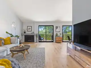 Updated Townhouse in Prime Location