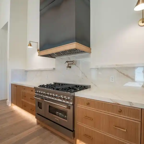 IMMACULATE HOME OVERLOOKING SCHAFFER'S MILL GOLF COURSE