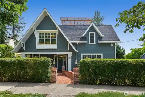 Custom Home in the Heart of Bryant