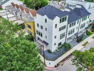 Exceptional Residence in the Heart of the City