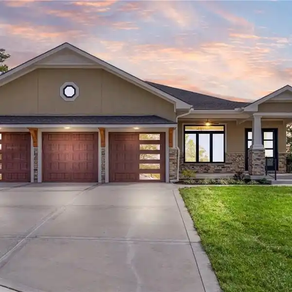 MOVE-IN READY HOME IN SOUGHT-AFTER BATTLE CREEK