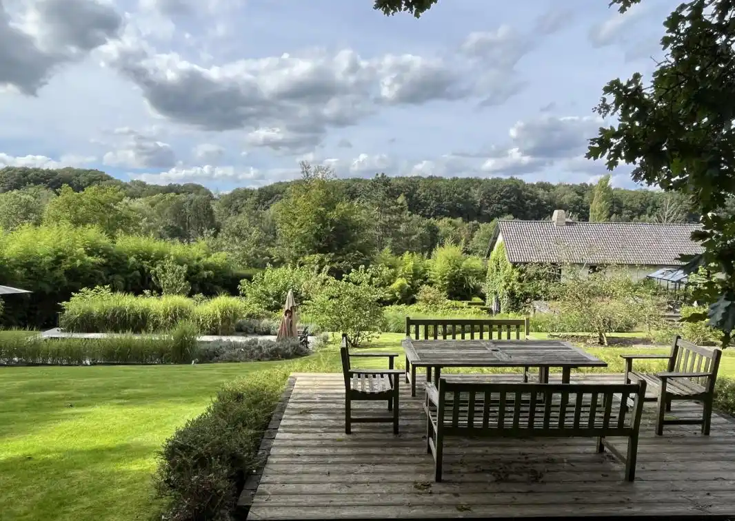 Charming Completely Renovated Villa