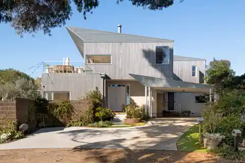 Sophisticated Simplicity