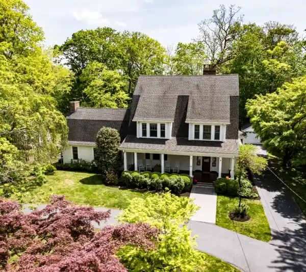 COMPLETELY RENOVATED VINTAGE 1908 COLONIAL