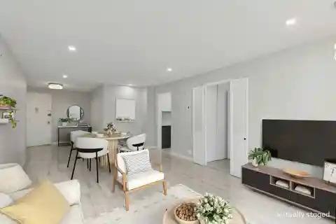 Manhattan Magic | Renovated 2br with Skyline Views & Outdoor Escape