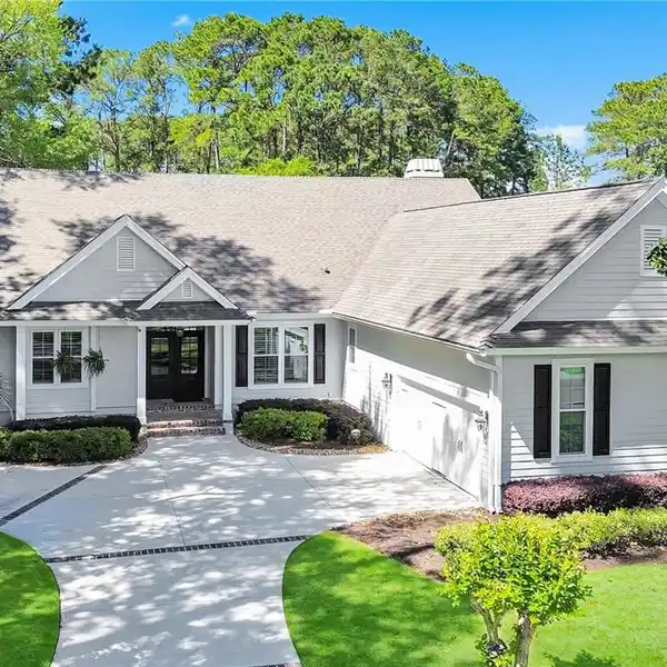 OPEN CONCEPT LOWCOUNTRY CHARMER