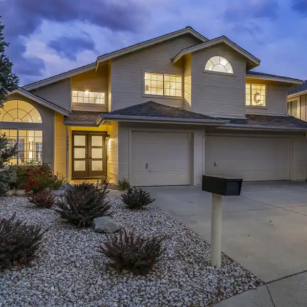 COMPLETELY REMODELED AND UPGRADED HOME IN LAKERIDGE SPRINGS