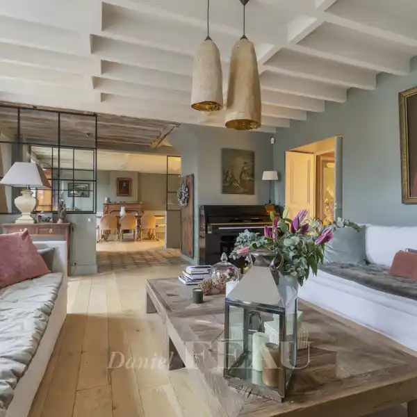 RENOVATED HISTORIC PROPERTY WITH CONVERTED STABLES