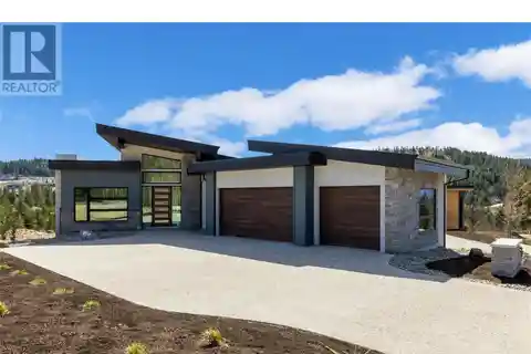 Luxury Resort-Style Residence