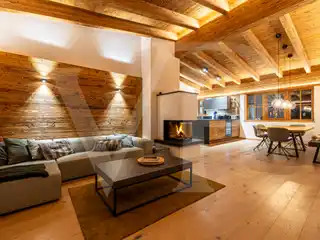 Exquisite Maisonette Combining Comfort and Style
