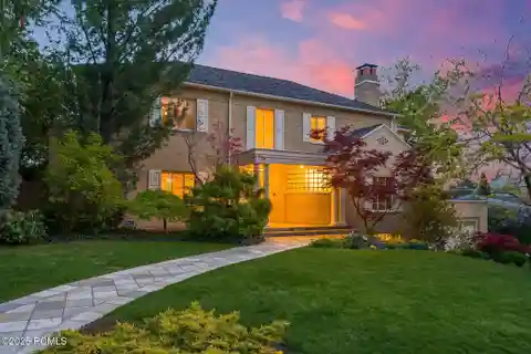 Distinguished Historical Estates