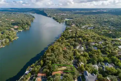 Rare Tarrytown Lot Steps from Lake Austin