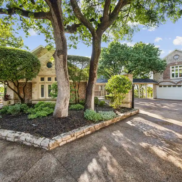 ONE-OF-A-KIND PROPERTY IN TROPHY CLUB