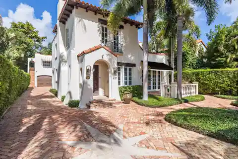 Renovated El Cid Historic Home