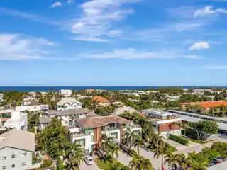 Spectacular Residence Framing Ocean and Sunset Vistas