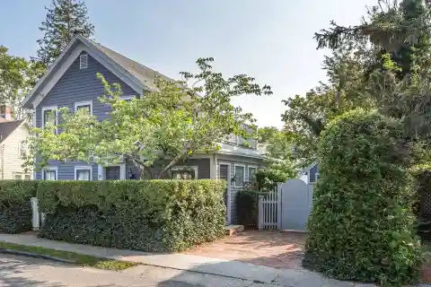Charming Traditional for Rent in Sag Harbor Village