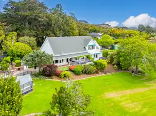Stunning Property in Sought-after Coastal Location