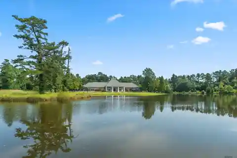 Privacy and Luxury on 30 Acres