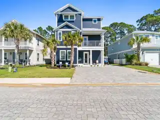 Coastal Luxury in the Villas of Frangista