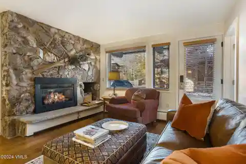 Ground-floor Manor Vail Unit