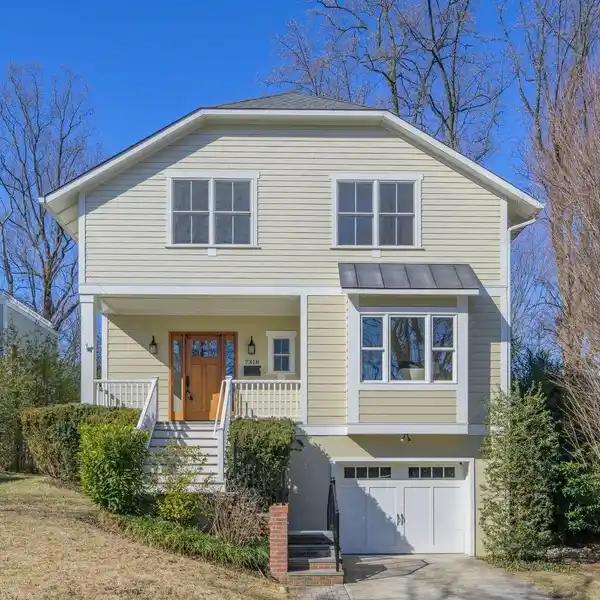 EXQUISITE HOME IN PRESTIGIOUS MARTINS ADDITION