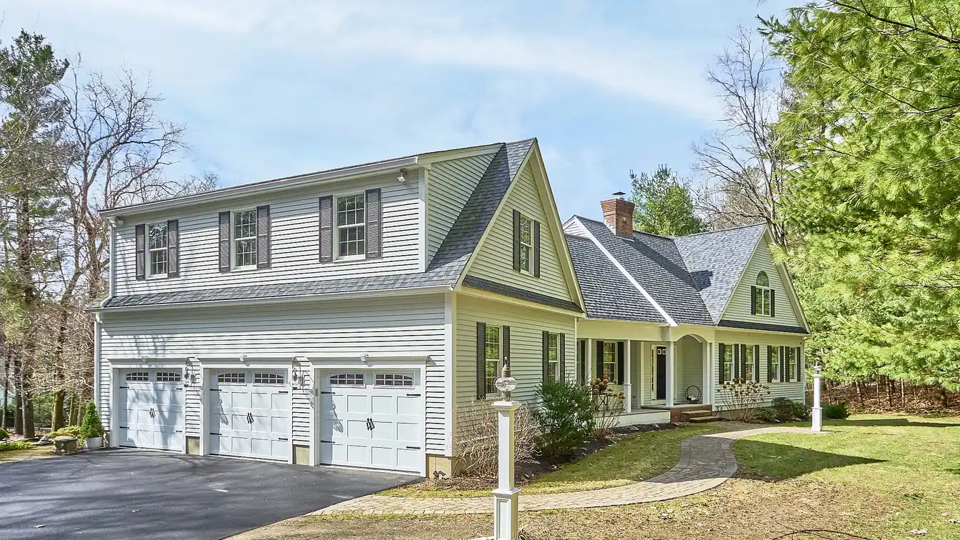 Currier & Ives Estate Setting