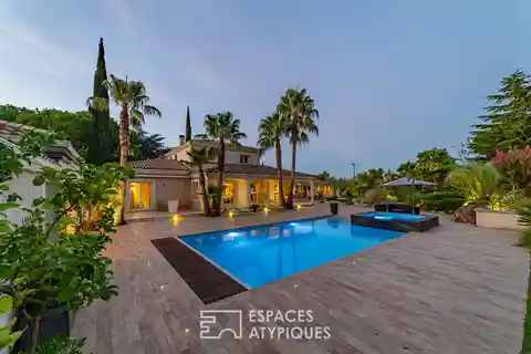 Architect-Designed Oasis Near the Beaches