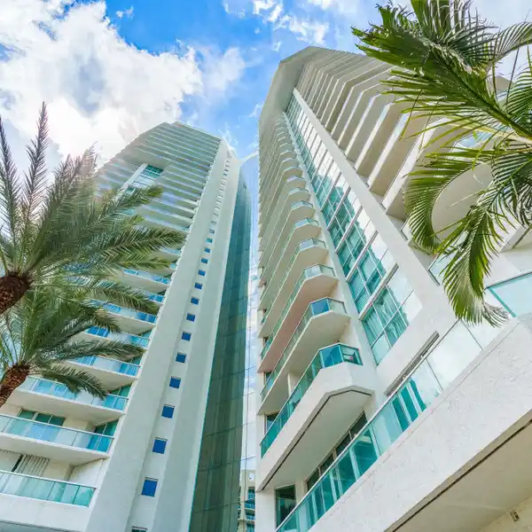 HIGHLY SOUGHT-AFTER LUXURY CONDO