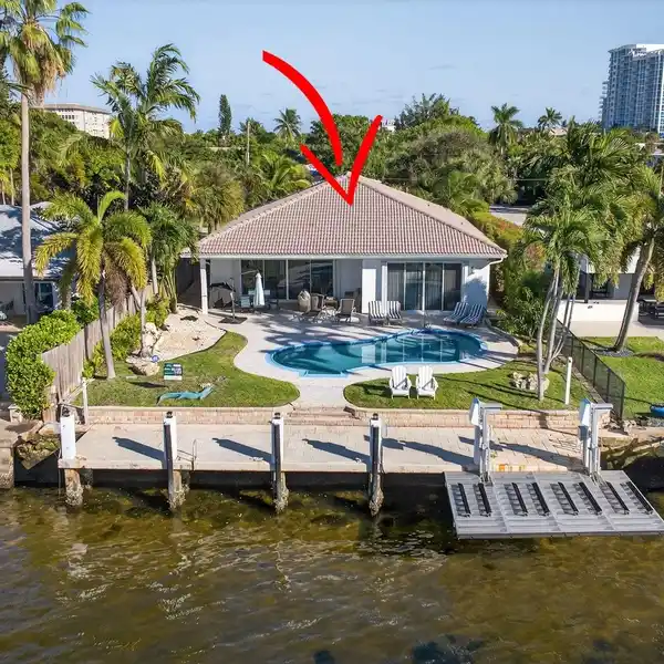FULLY RENOVATED TURNKEY HOME ON THE INTRACOASTAL