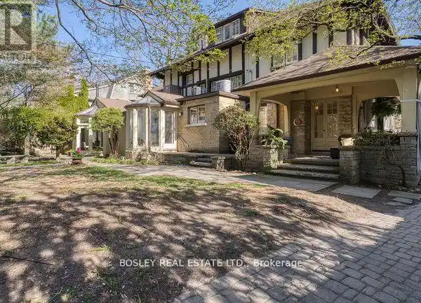 HISTORIC SOUTH ROSEDALE ESTATE WITH ENDLESS POTENTIAL