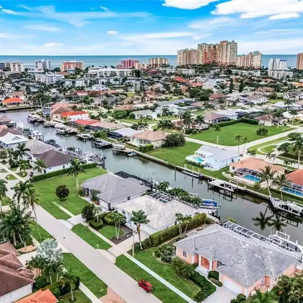 EXCEPTIONAL WATERFRONT OPPORTUNITY