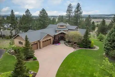 Luxury Meets Lifestyle in Legacy Ridge Estates