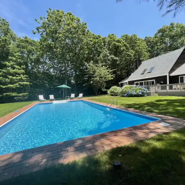 MODERN SAGAPONACK RETREAT