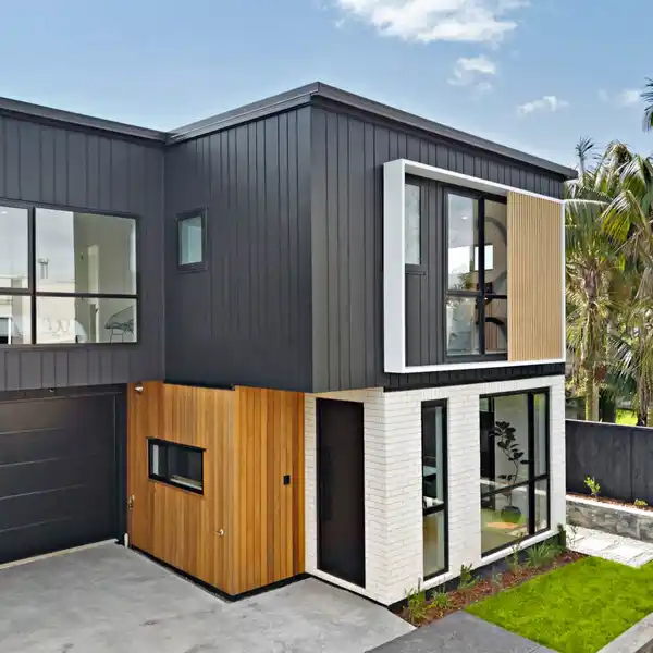 CEDAR-CLAD SOPHISTICATION WITH SUNLIT GARDEN ESCAPE