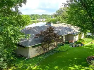 Stunning Home Along the Fox River