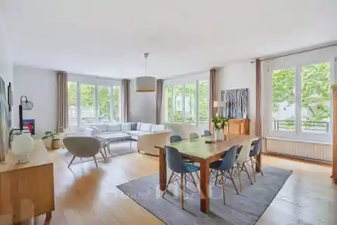 Peaceful Corner Apartment on a Quiet Street