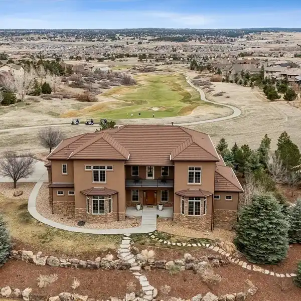 FABULOUS HOME OVERLOOKING THE PRADERA GOLF COURSE