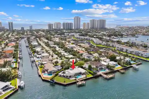 Rare Waterfront Point Lot