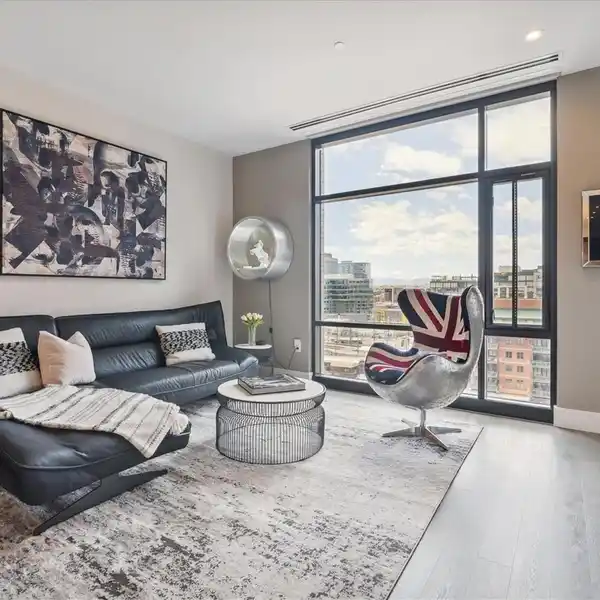 RARE OPPORTUNITY IN MCGREGOR SQUARE
