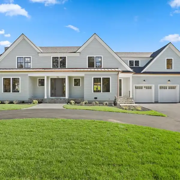 DESIGNER COLONIAL WITH QUALITY CRAFTSMANSHIP