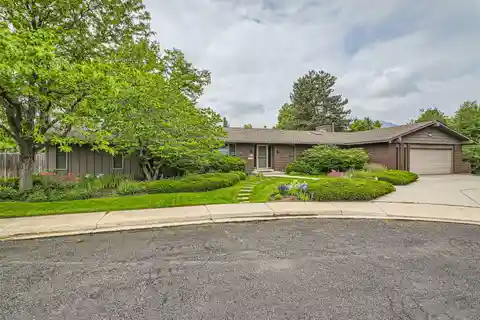 Expansive Ranch in Desirable Frasier Meadows