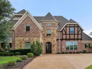 Custom Luxury Home on a Premium Lot in Bower Ranch