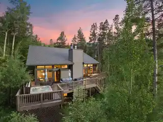 Ideal Mountain Retreat in Peak 7