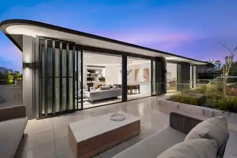 Brand-new Koyo Penthouse