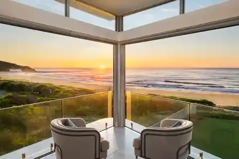 Ohana - Beachfront Architectural Triumph
